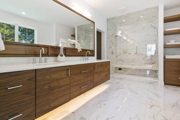 Modern Fixtures and Fittings for Your Bathroom Overhaul